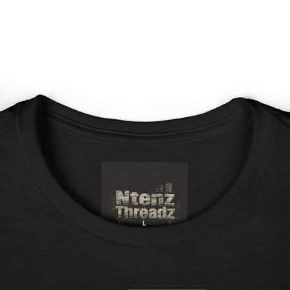 The Future is Robot: Women's Tee Casual Wear, Gifts, Graphic T-Shirt, Trendy Top, Statement Shirt